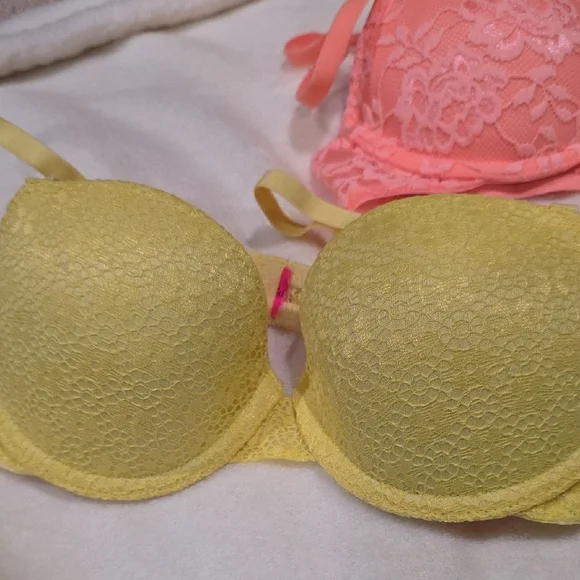 La SENZA Lace Remix Demi Bra Set - Peach and Yellow - Picture 5 of 9